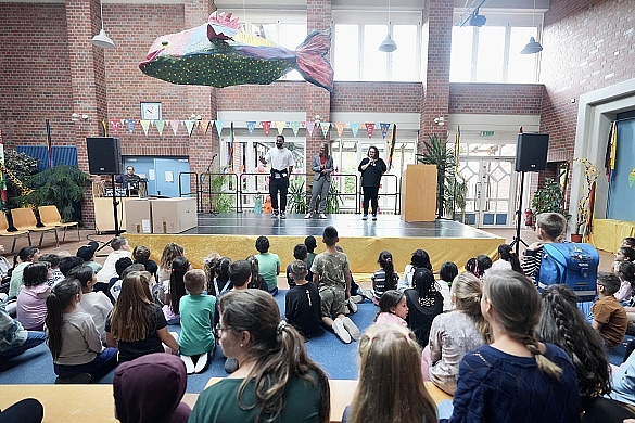 &Uuml;bergabe Brotboxen