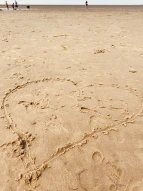Herz im Sand