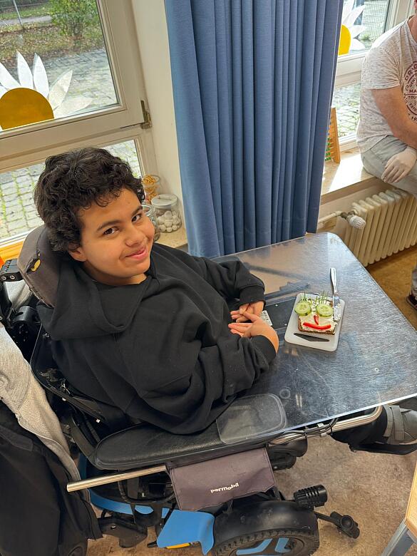 Kind beim Ern&auml;hrungskurs