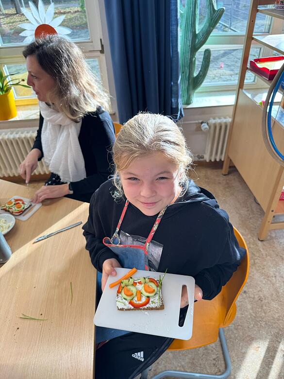 Foto Kind beim Ern&auml;hrungskurs Jades 